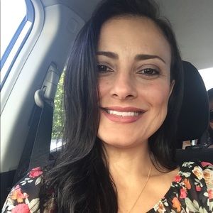 Meet your Posher, Carla